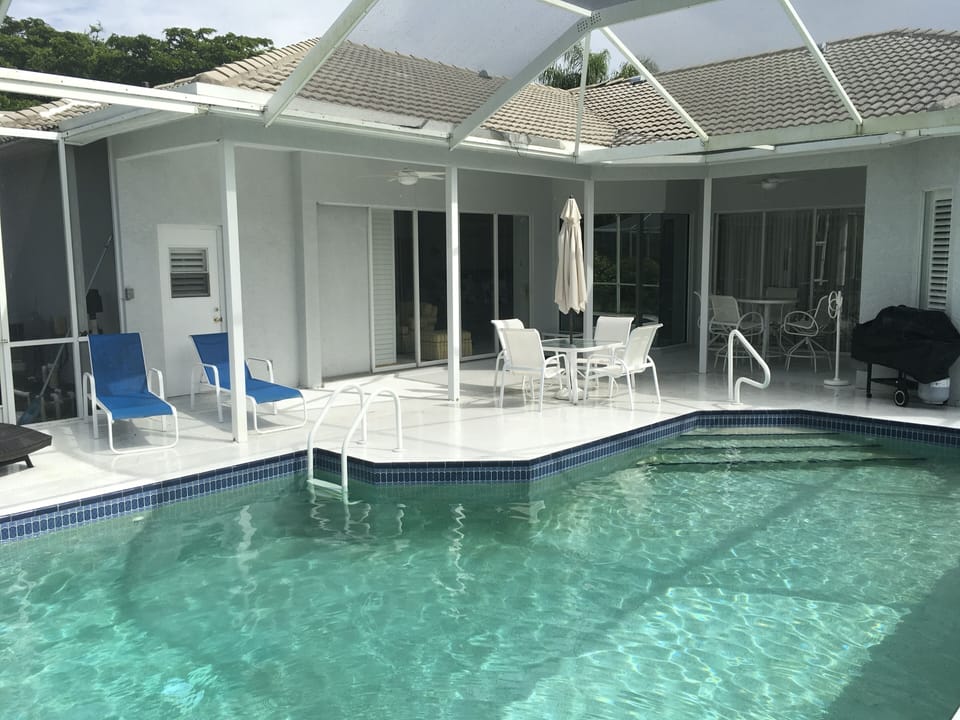 Pool Dining and Lounge chairs