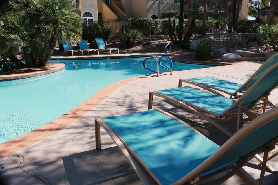  Main Pool 