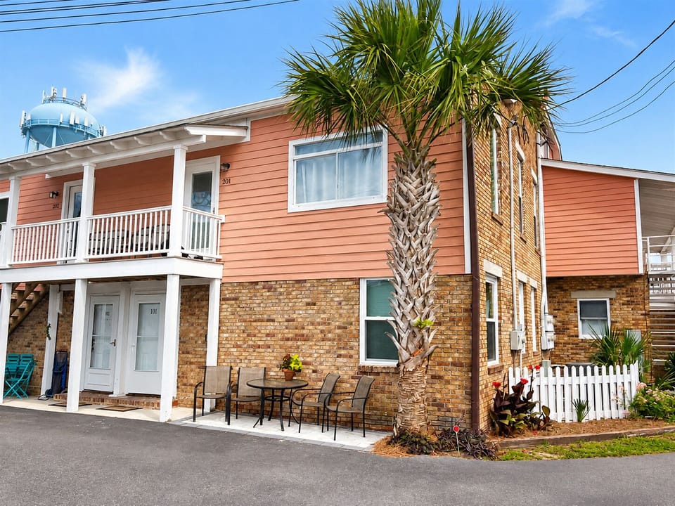 #101 on the right, ground floor.  Side windows overlook grill area and pool