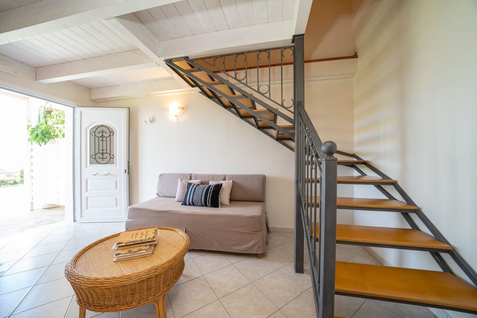 Ground floor N.19
