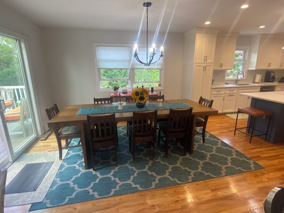 Dining Room (sliding doors to deck)