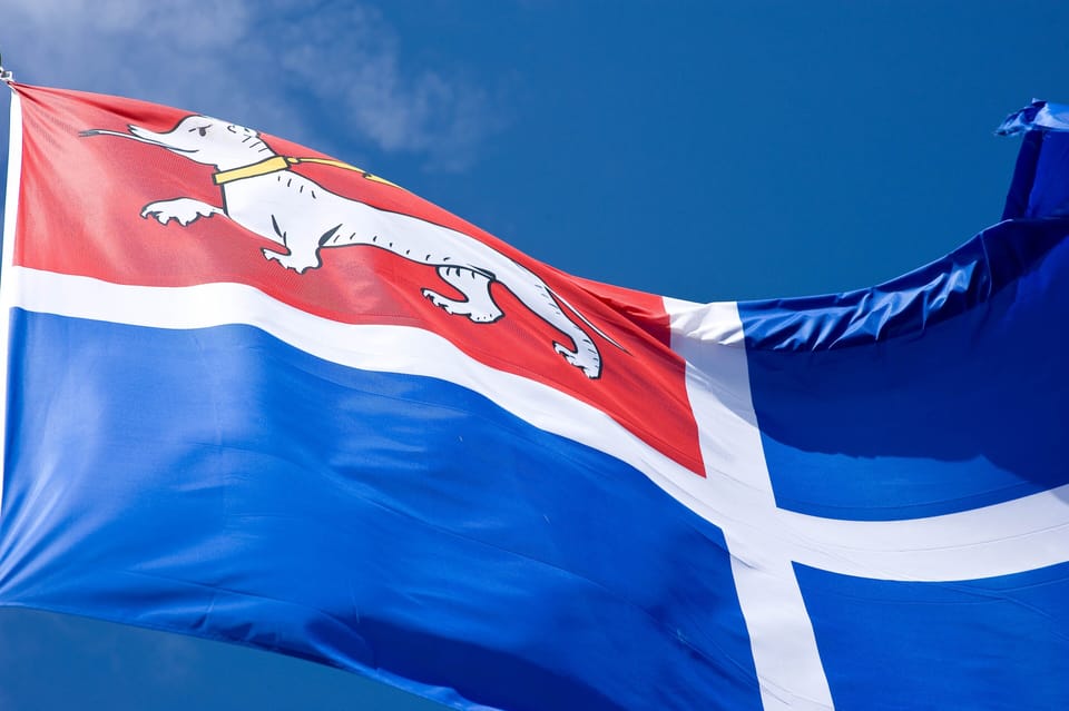 'Not French, nor Breton, but Malouin I am'