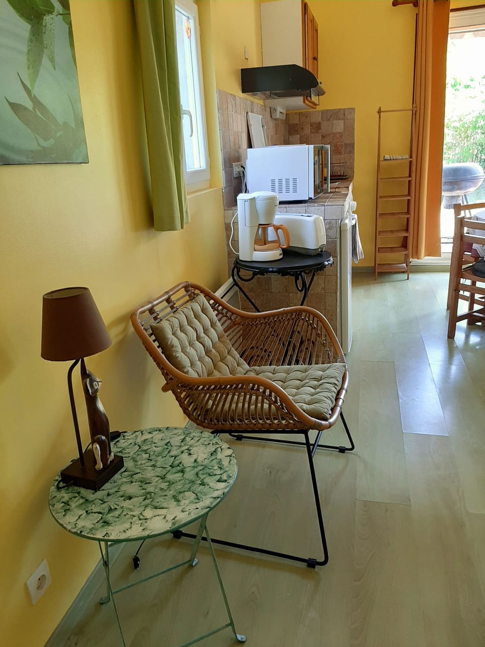 Brand new apartment located 16 km away from the Sainte-Croix Lake Apartment in Aups