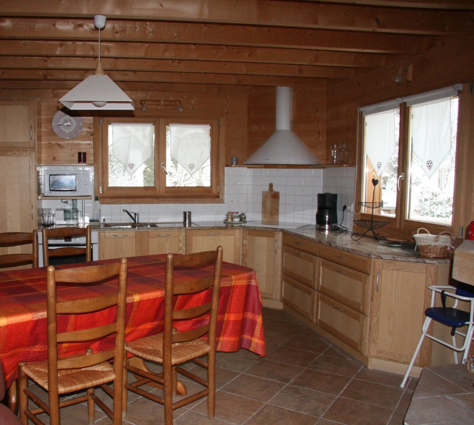 Eating area and kitchen