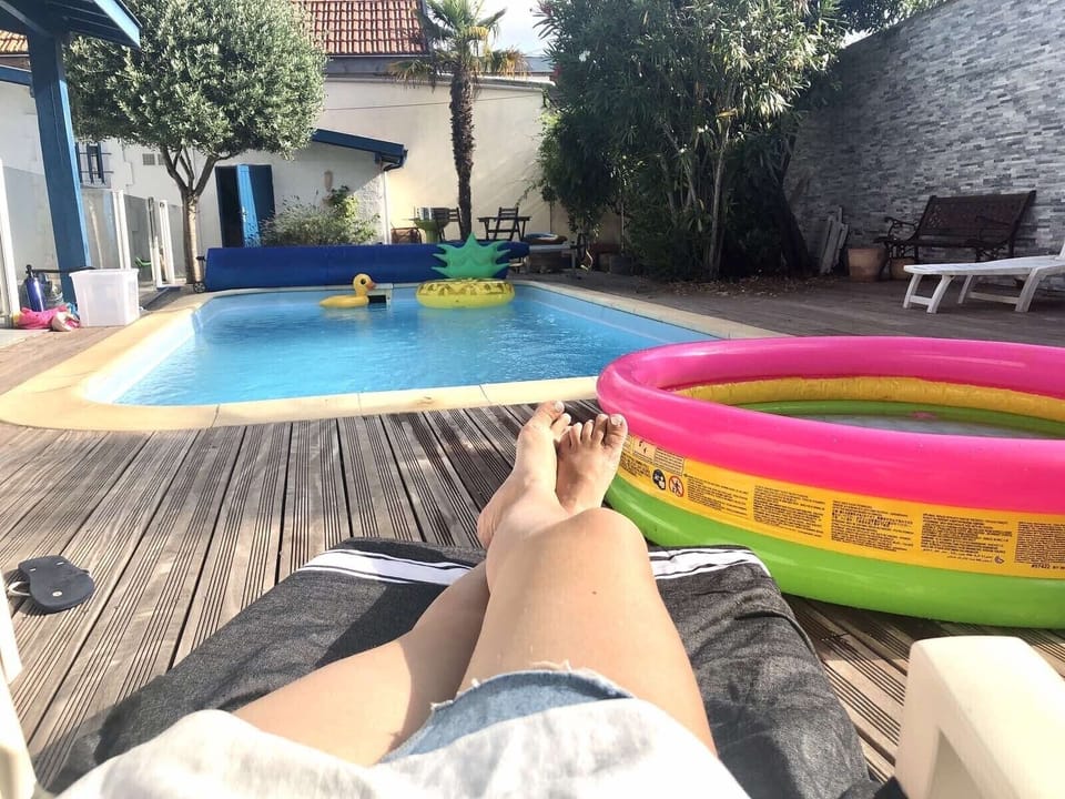 Just relax next to the pool on one of our numerous sun bed!