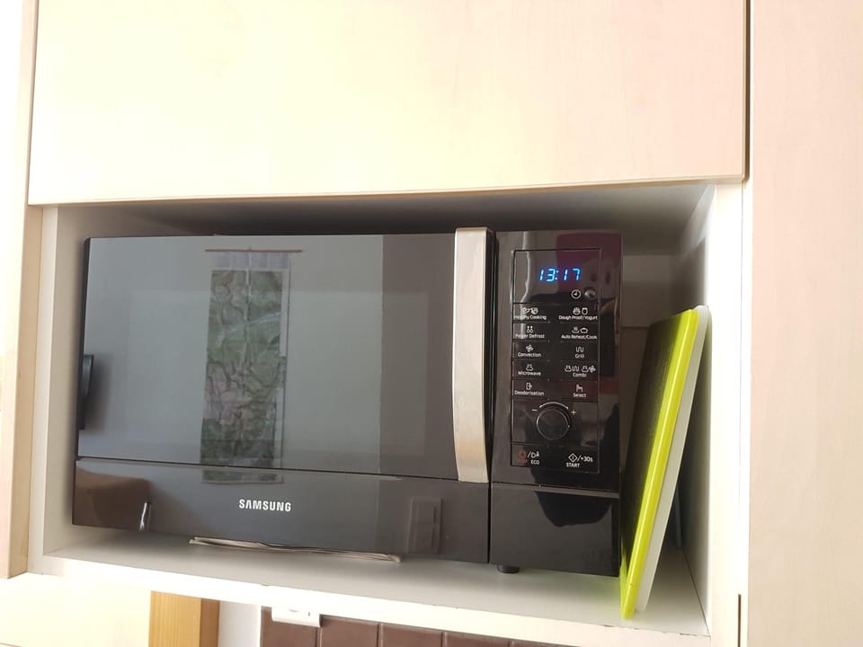 oven / micro-wave combined device
