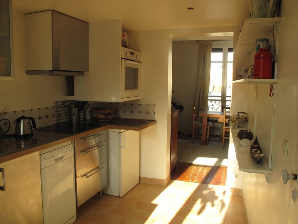 from Kitchen  to livingroom