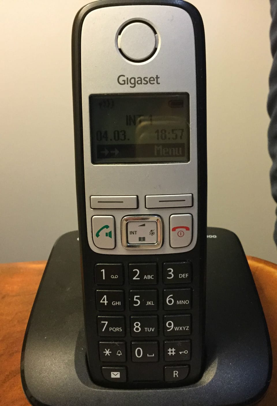 FREE telephone to land lines for most countires, USA, Australia, Europe