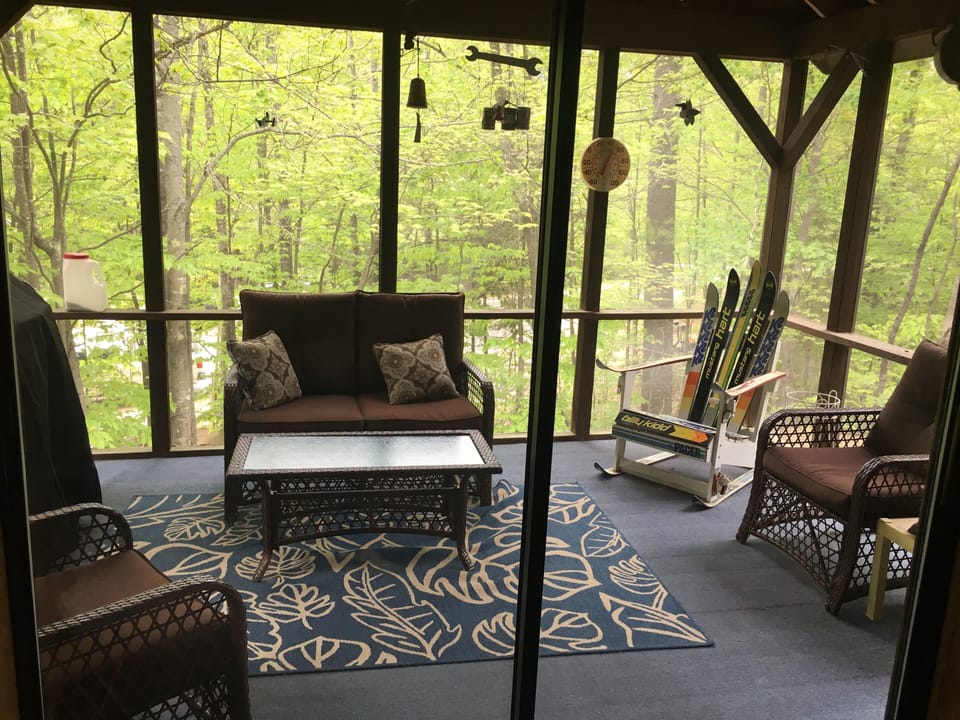 Screened in porch