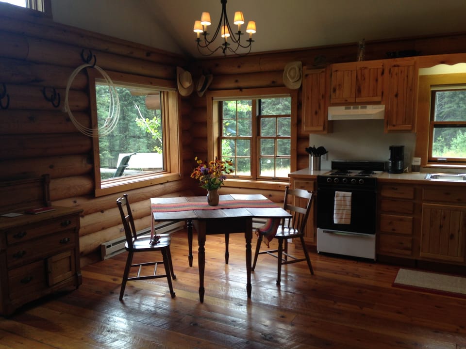 Kitchen/dining