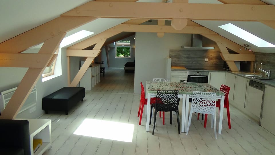 Main 15 m long room with living room and kitchen