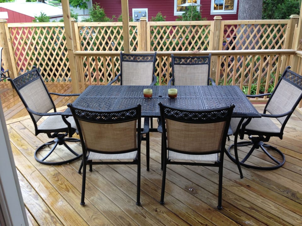 Al Fresco Dining