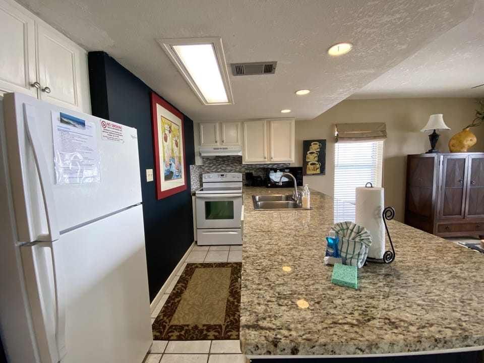 Feel like a master chef in our fully equipped kitchen!