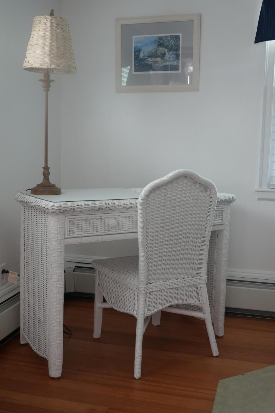 includes wireless printer

