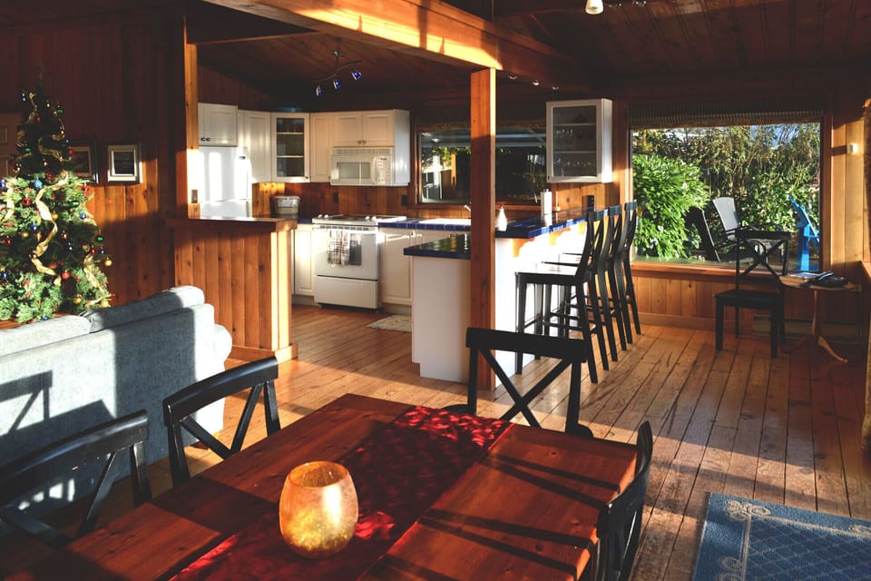 Kitchen and dining area