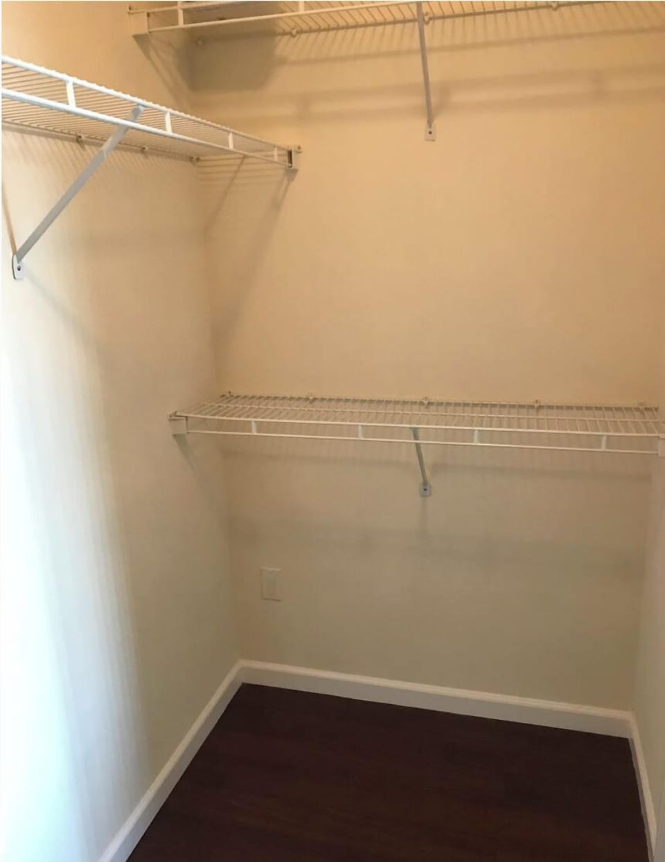 2nd bedroom walk-in closet -right
