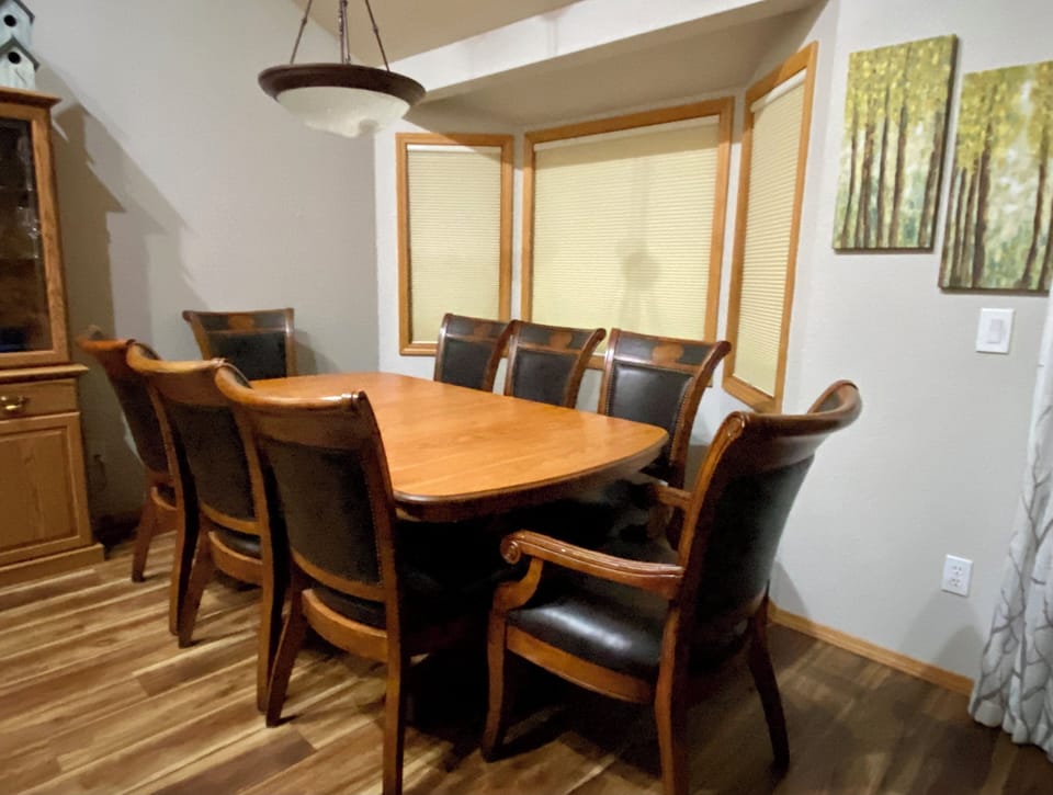 Dining area seats 8