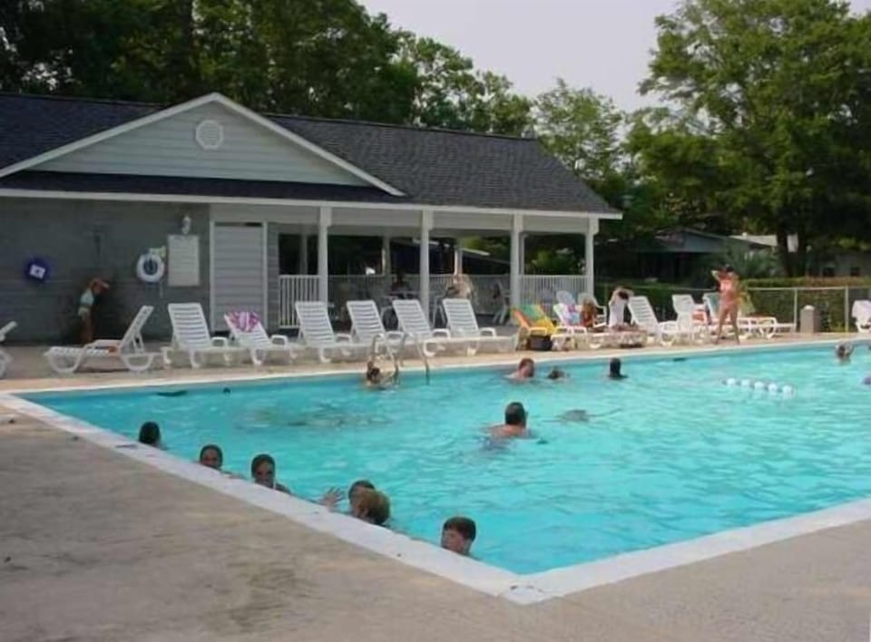 THIS IS THE OUTDOOR POOL ALSO NEW CHILDRENS PLAY POOL 2013 