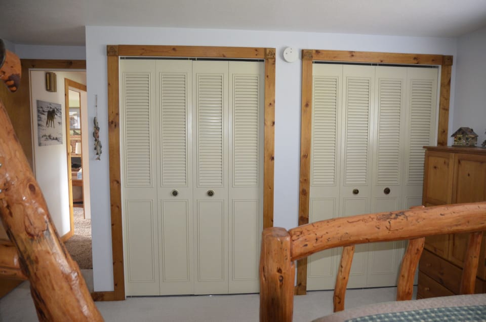 2nd bedroom with two closets.