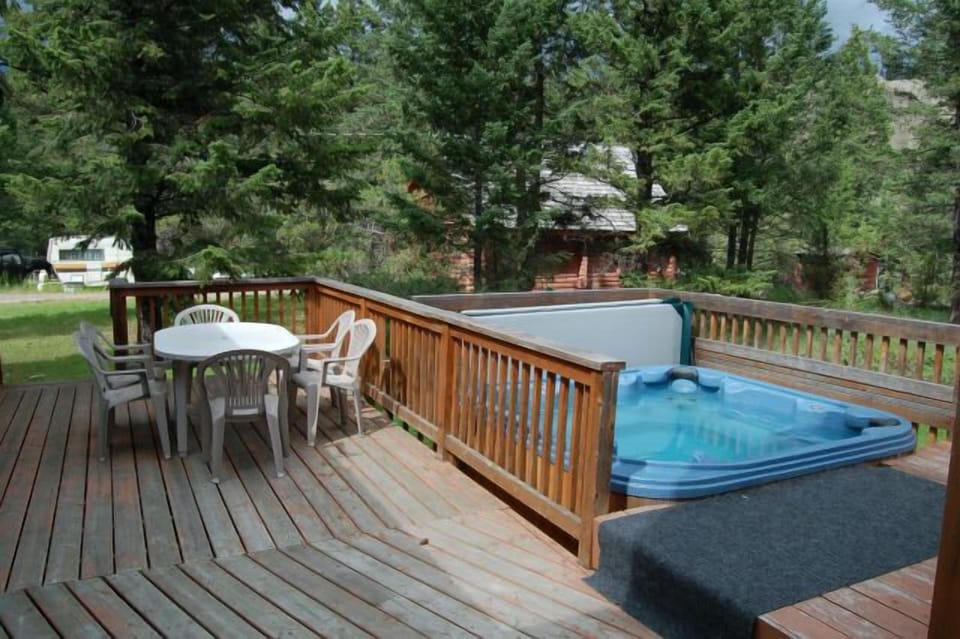 The Private Hot Tub
