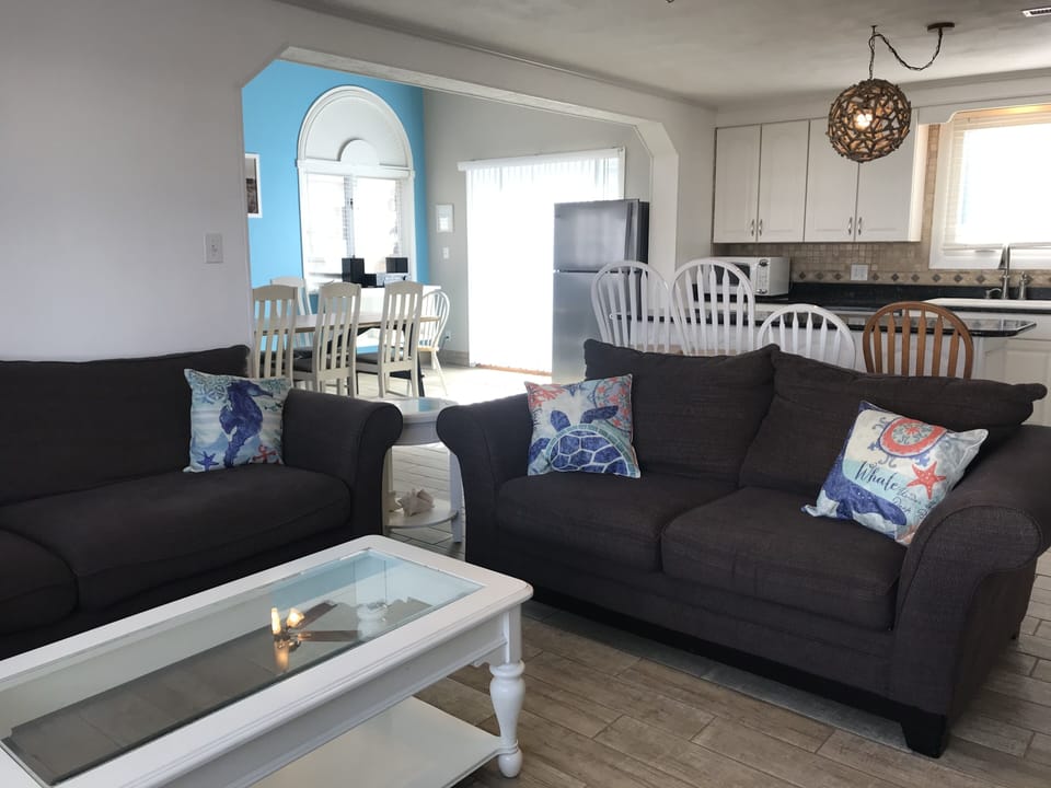Open Concept Living Room, Kitchen and Dining Room areas