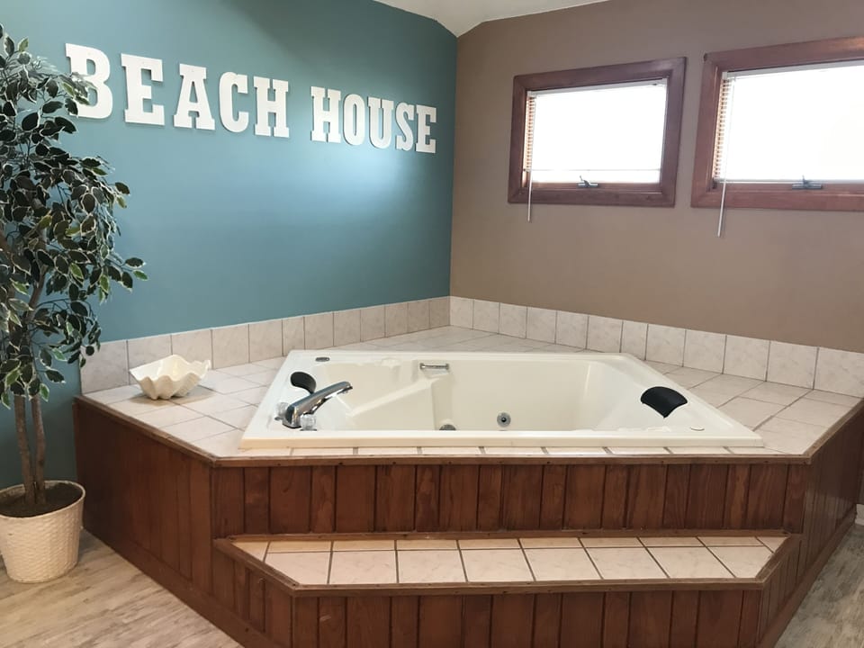 Master Bathroom Jacuzzi