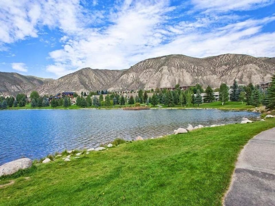 Bike/walking/jogging path circles the lake and connects to other Avon paths.