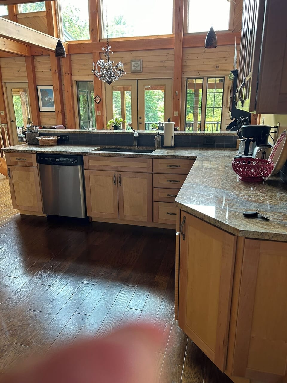 Fully appointed kitchen with gas range and double oven