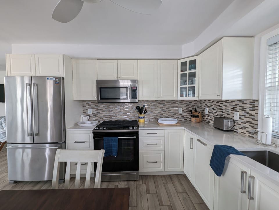 Full stocked kitchen