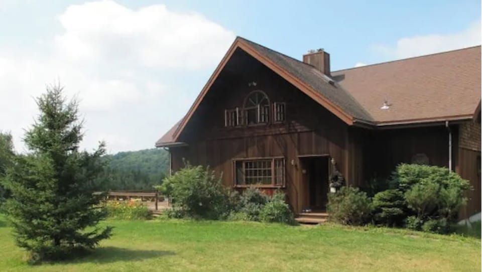 House comfortably sleeps 8 adults; additional beds & pull-outs available.