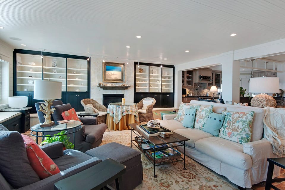 Comfortable Living room to gather and watch a Movie or talk and laugh