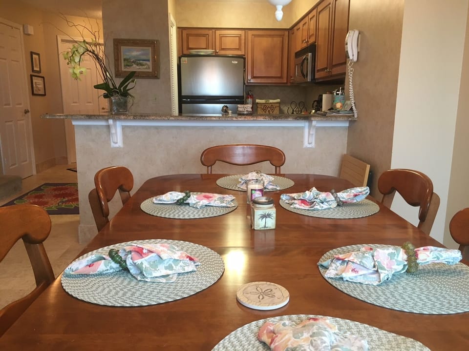 Dining Room/Kitchen