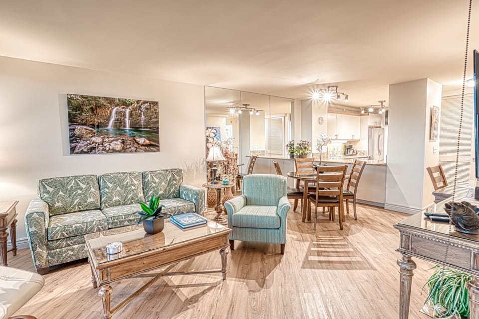 Living room, dining room and kitchen. 