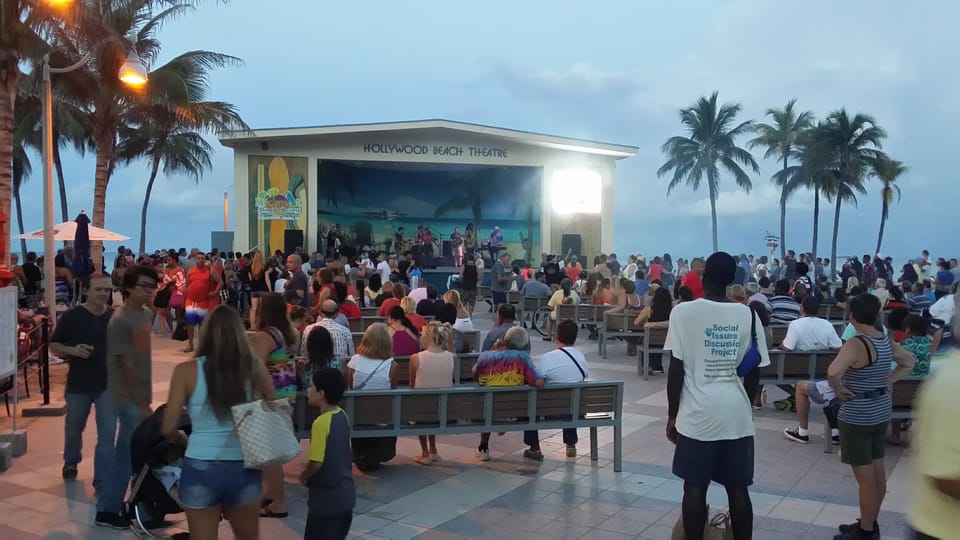 Hollywood Beach Stage