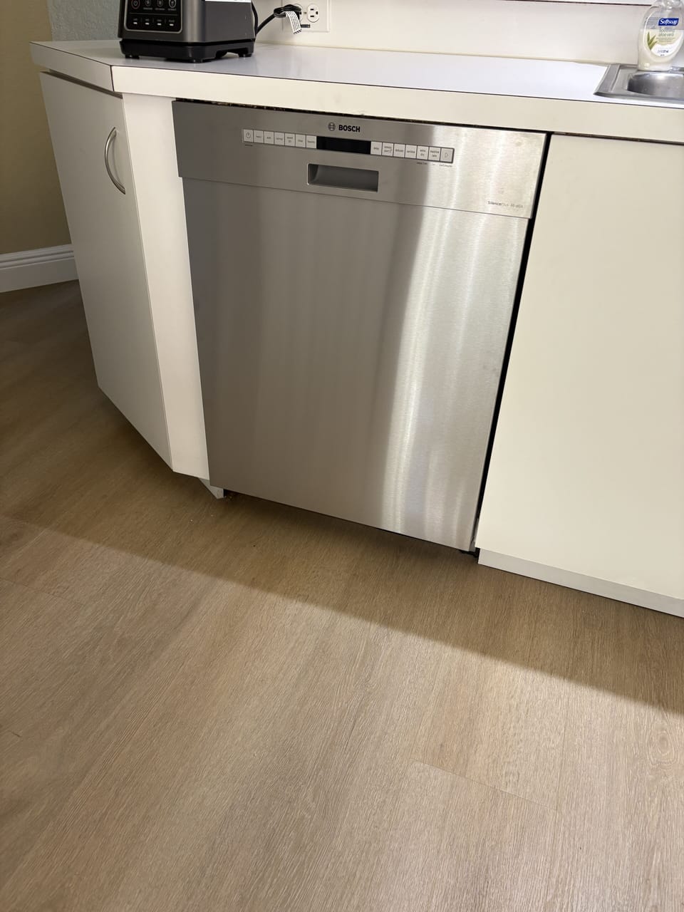 Very quiet Bosch dishwasher