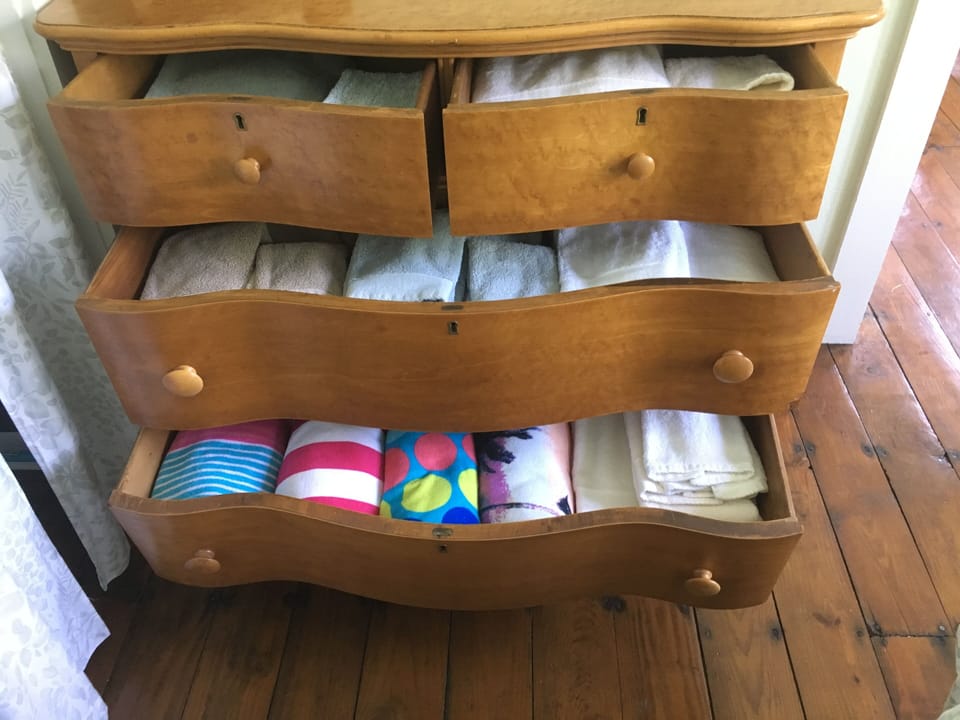 We provide bath towels, beach towels and dish towels.