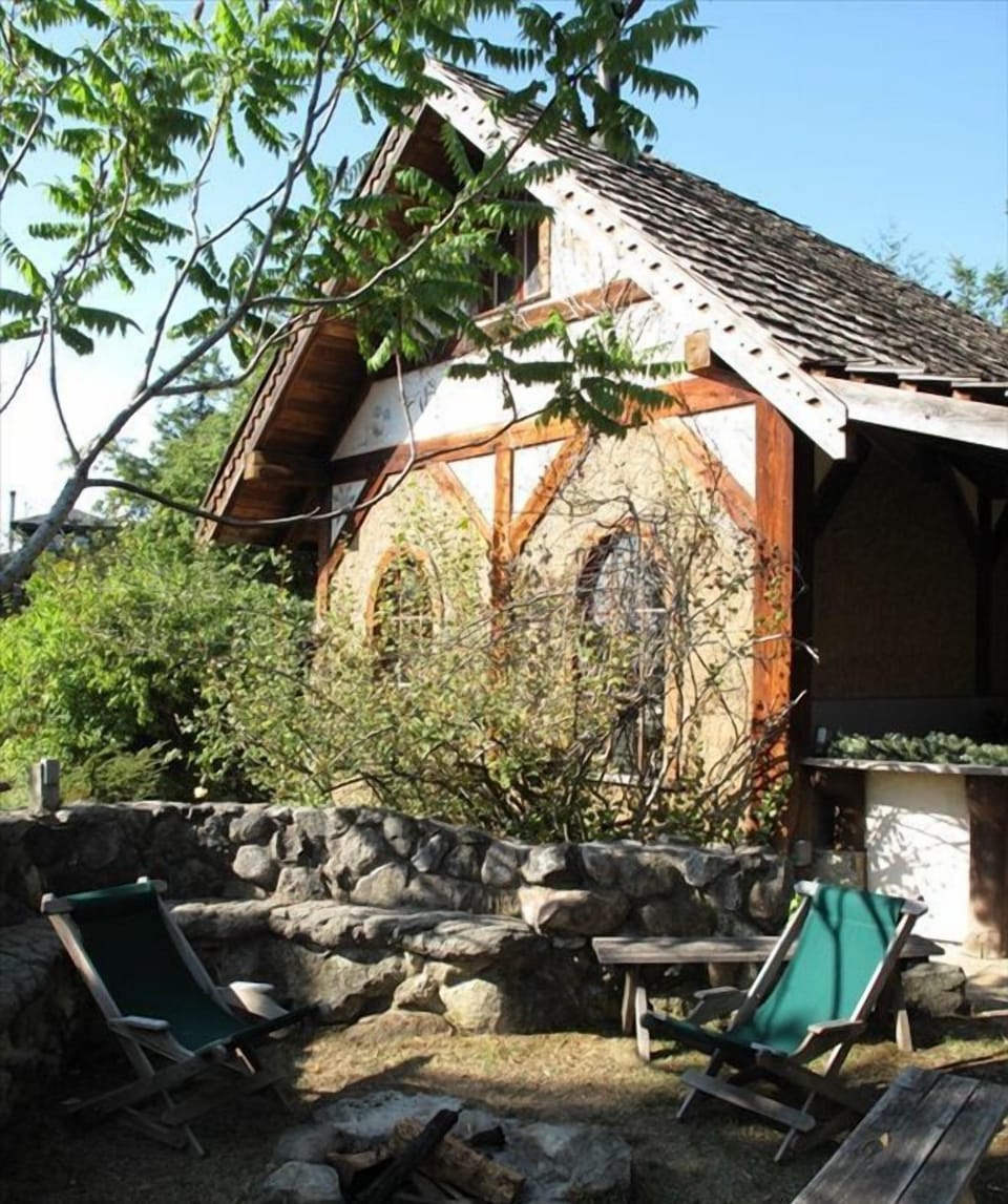Your private Gnome House campfire, picnic, table, and hot tub area.