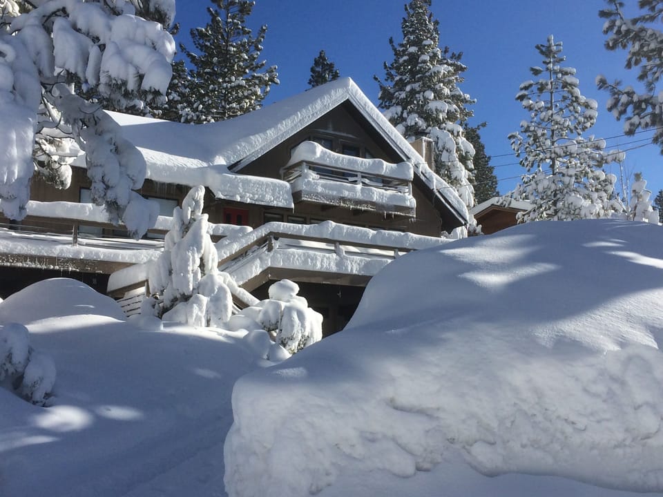 Winter 2017
Snowmageddon!