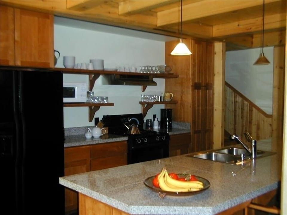 The kitchen is designed for groups to cook together