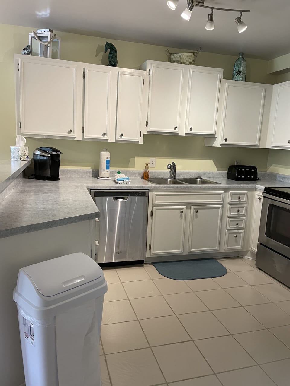 Bright kitchen