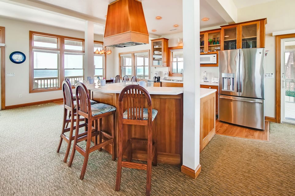 Surf-or-Sound-Realty-Dune-Crab-24-Kitchen