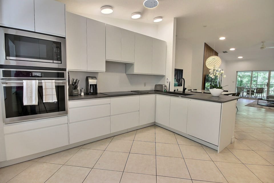 Kitchen - 2nd Floor