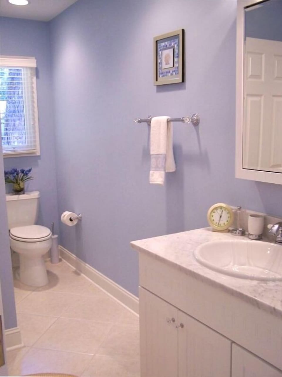 Convenient 3rd Full Bathroom