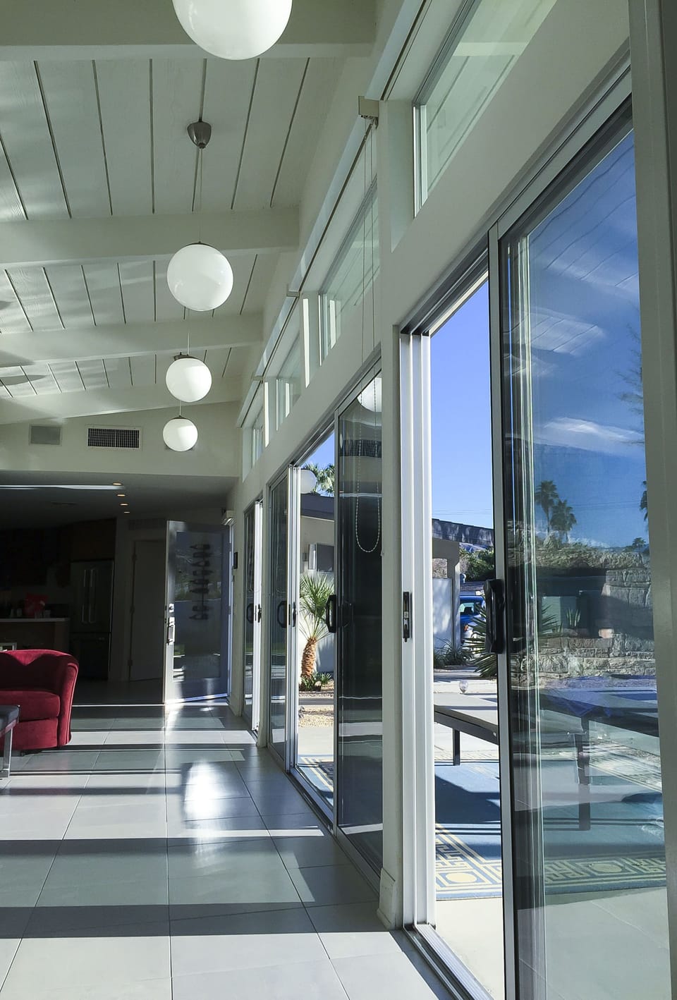 Fantastic views and light dominate your living space. 