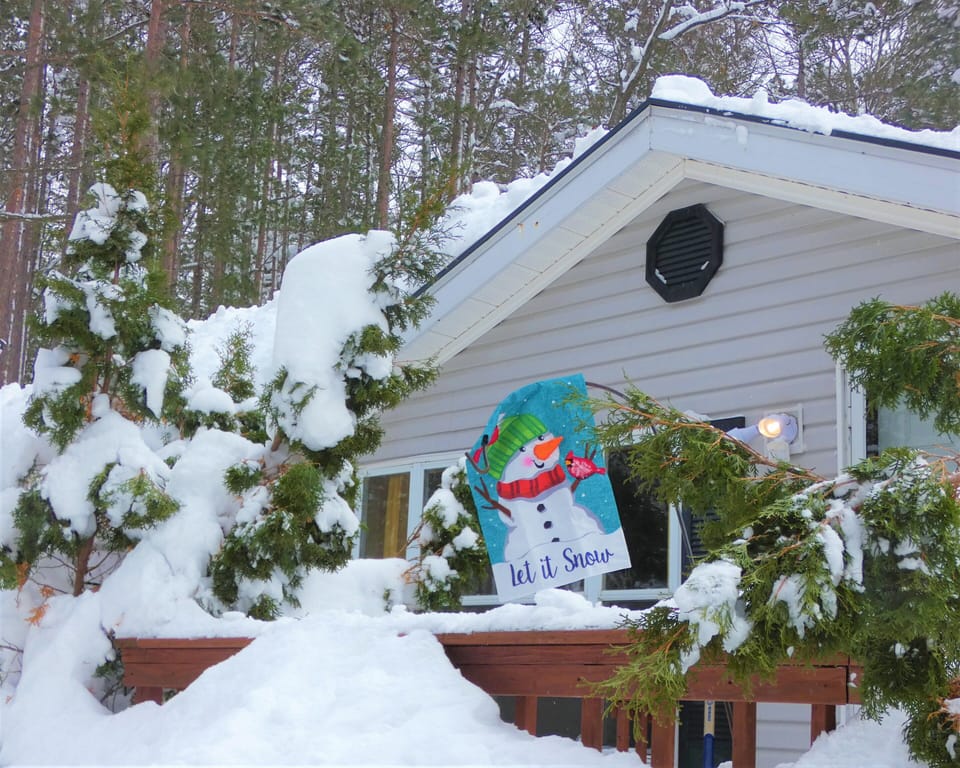 Come see us in winter, too - snowmobilers will find us close to trails 7 and 8!