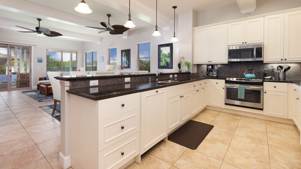 Gourmet kitchen fully stocked with everything for your baking and bbq needs
