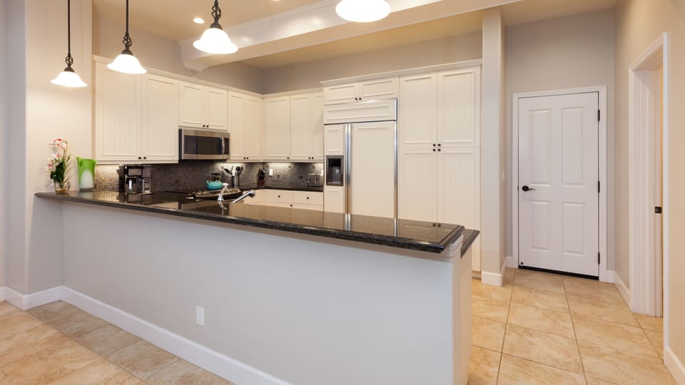 Lots of space for preparing delicious island inspired means