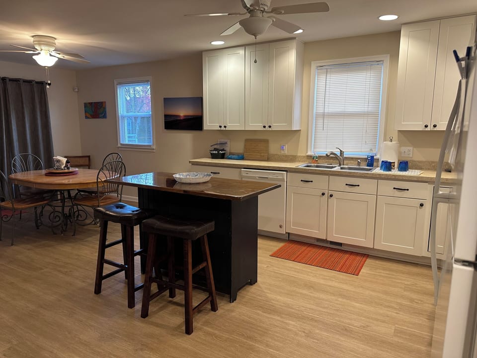 Fully equipped kitchen