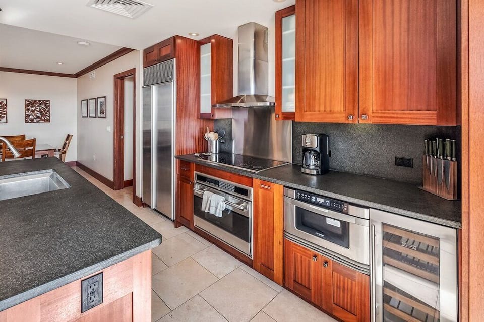 Gourmet kitchen designed by Chef Roy Yamaguchi