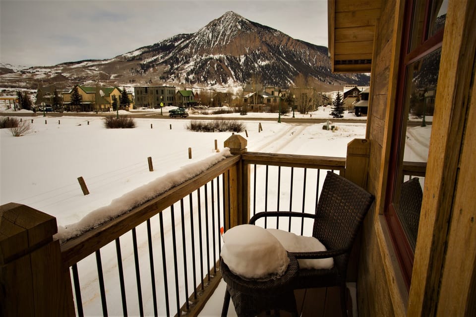 Our deck with views to die for! Mt. CB right there!